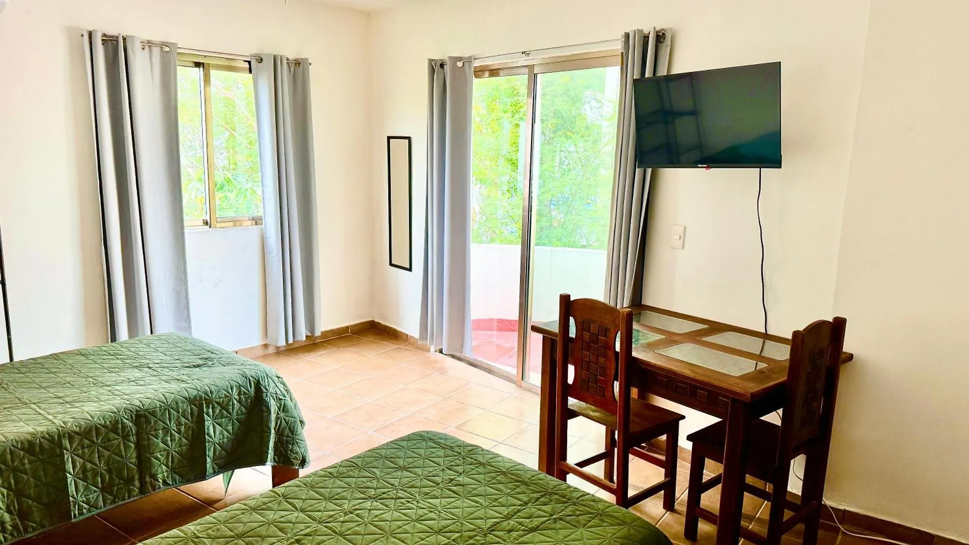 Bed & Breakfast Quetzales Cancun Mahahual